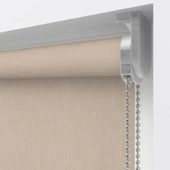 Kwantum Rolgordijnen*Fenstr Rolgordijn Gus Velours Deels Verduisterend Zand